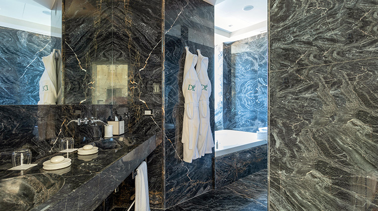 grand hotel des etrangers presidential suite bathroom