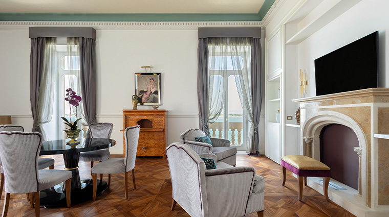 grand hotel des etrangers presidential suite