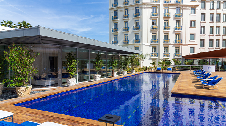 hotel martinez oasis pool