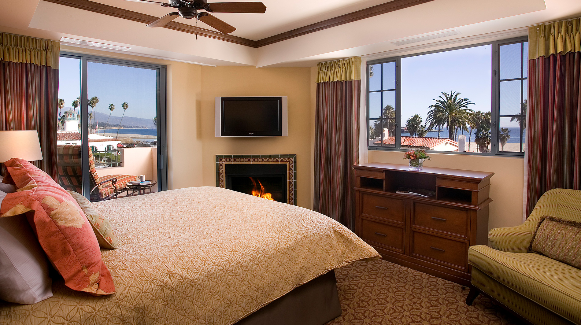 Harbor View Inn - Santa Barbara Hotels - Santa Barbara, United States