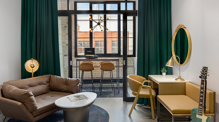 hard rock hotel london ontario queen terrace sitting area