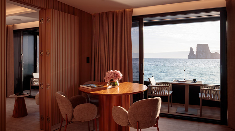 hermes mega catamaran the owners suite2