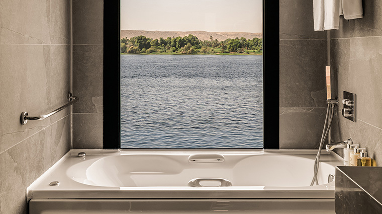 historia the boutique hotel nile cruise royal suite bathroom tub