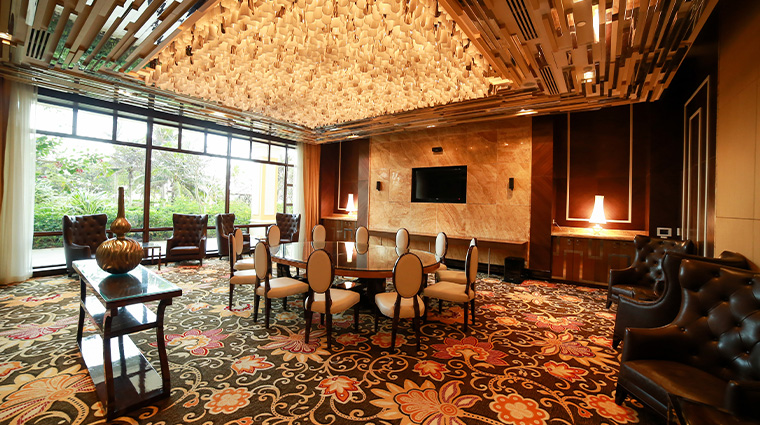 Property HoTramStripResortCasinoVietnam Hotel BarLounge ChurchillsCigarBar TheGrandHoTramStrip