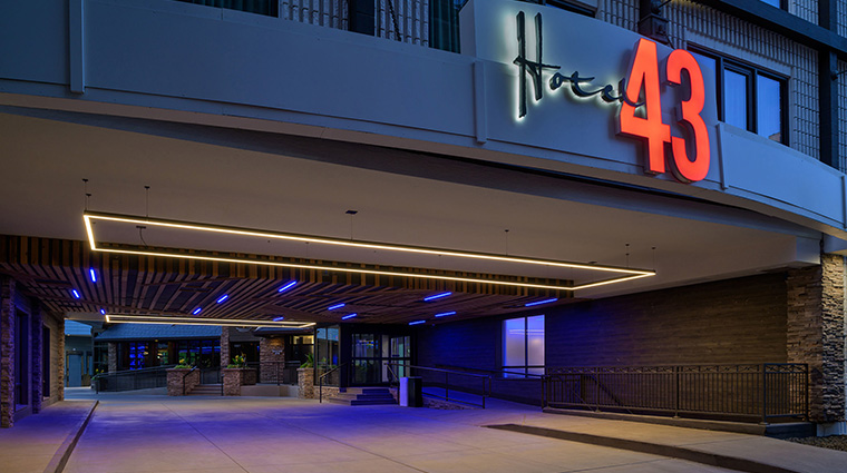 hotel 43 exterior4