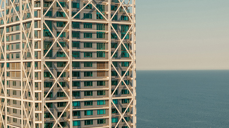 hotel arts barcelona exterior