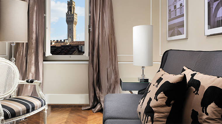 hotel brunelleschi tow bedroom suite living room