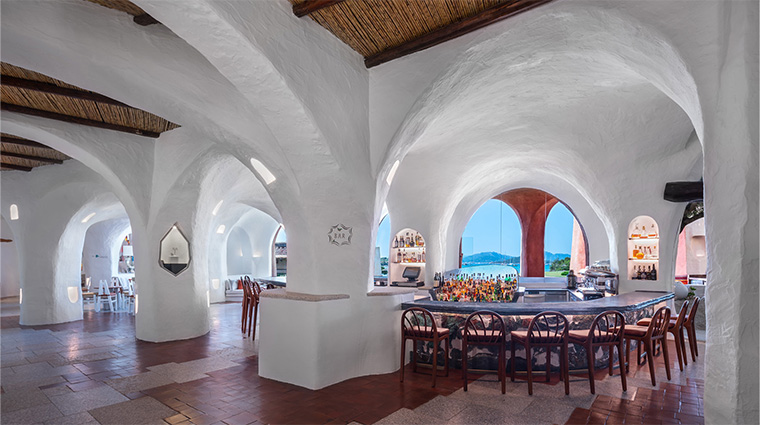 cala di volpe atrium bar interior