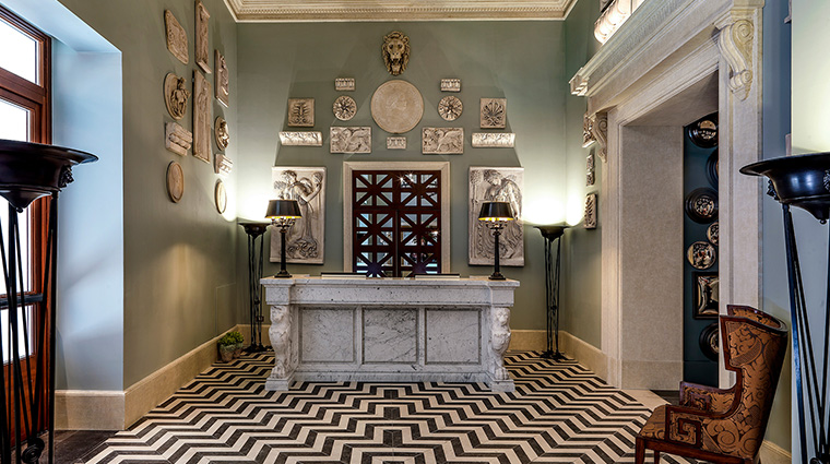 hotel de la ville a rocco forte hotel concierge