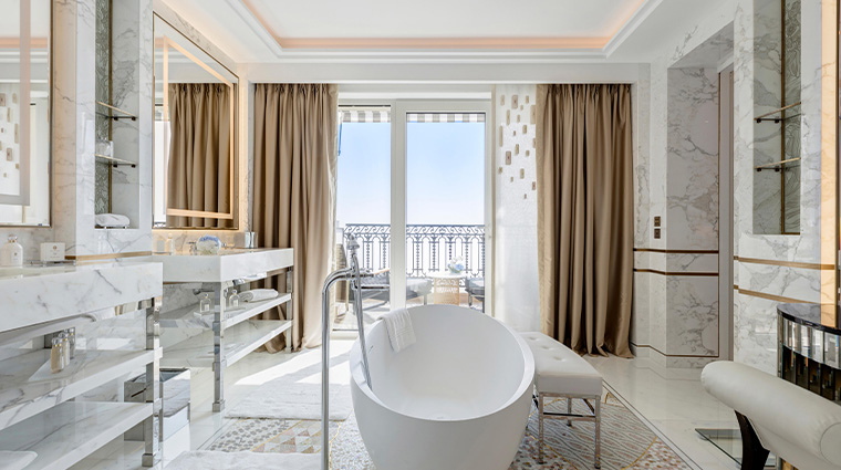 11hotel de paris monte carlo bathroom
