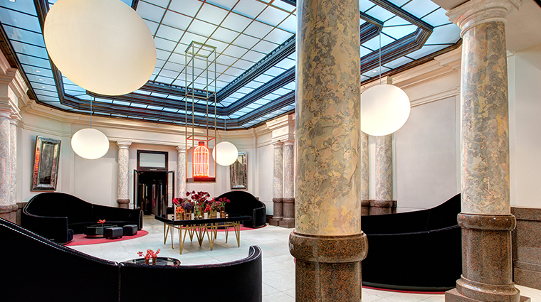 Hotel de Rome lobby