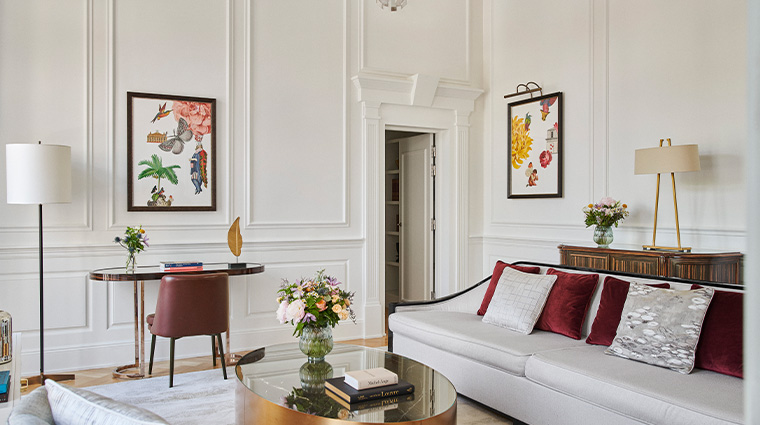 hotel du louvre paris a hyatt hotel Pissarro Suite Living Room