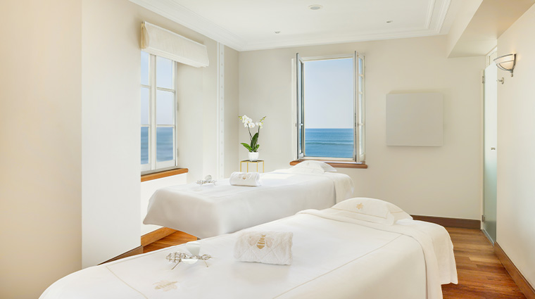 hotel du palais biarritz spa beds