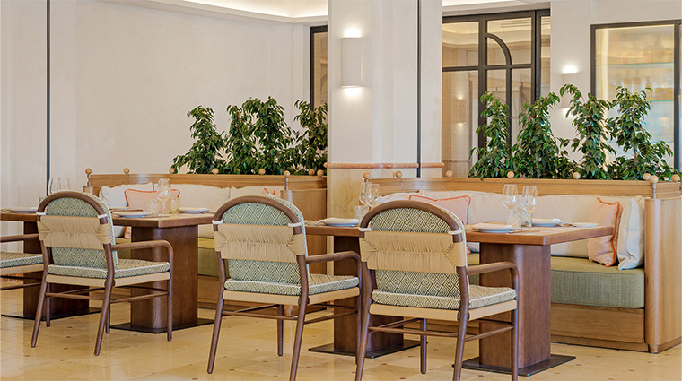 gran marbella resort terraza indoor seating