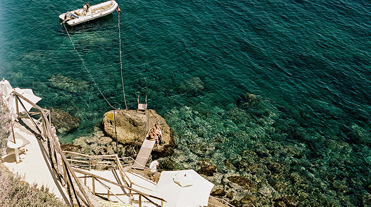 hotel Il pellicano beach boat