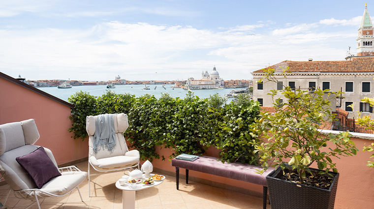 londra palace venezia top floor suite panoramic view terrace2