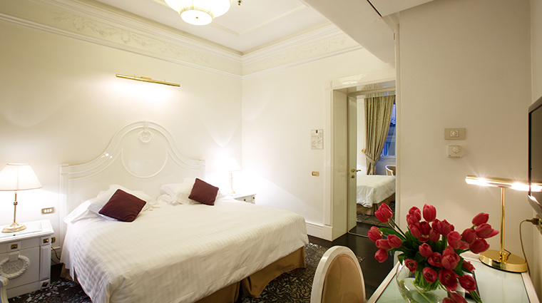 hotel majestic roma guestroom king