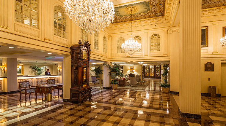 hotel monteleone lobby