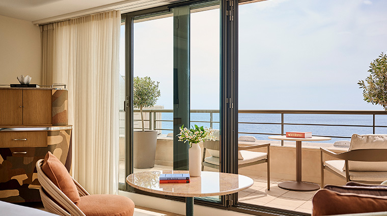 hotel palais de la mediterranee deluxe room sea view