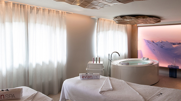 hotel royal evian resort spa cabine