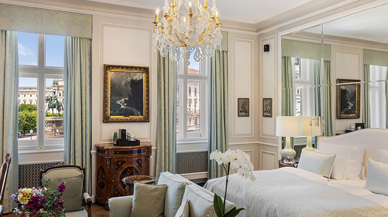 1hotel sacher wien signature suite with view