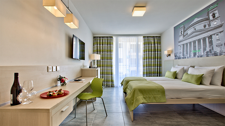 hotel santana comfort room