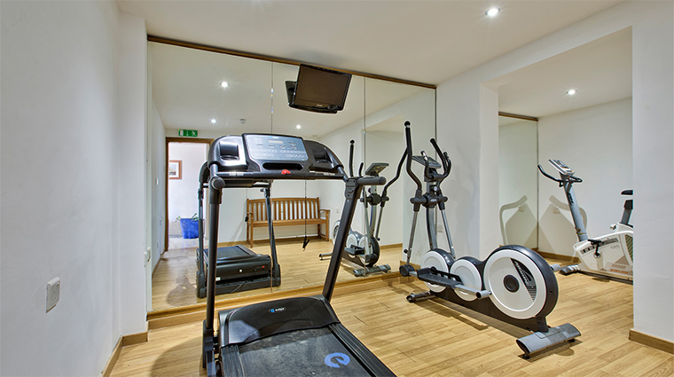 hotel santana fitness room