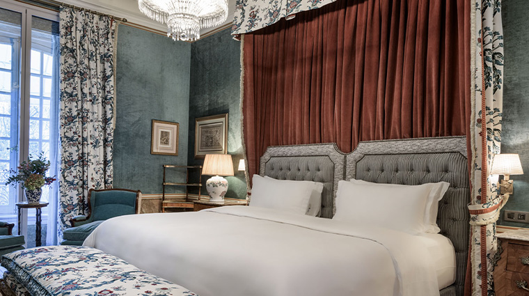 hotel santo mauro autograph collection duke royal suite