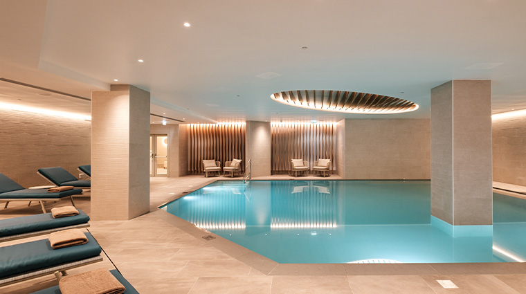 hyatt regency malta indoor pool