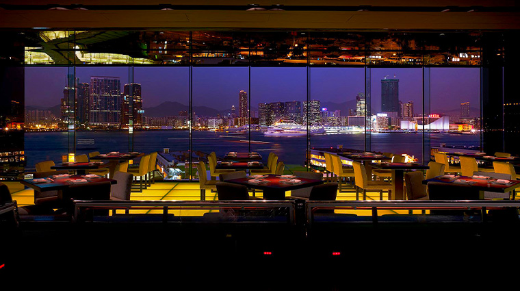 Property InagikuGrandeJapaneseRestaurant Restaurant InteriorNighttime FourSeasonsHotelsLimited