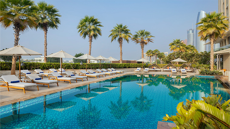 inter continental residences abu dhabi pool