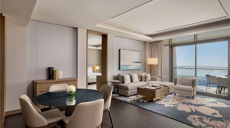 inter continental residences abu dhabi seaview balcony2