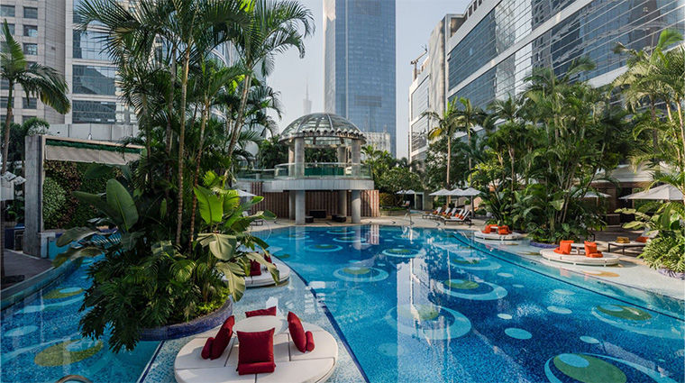 jumeirah guangzhou outdoor swimming pool2