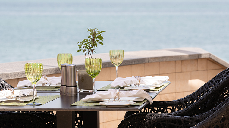jumeirah messilah beach hotel spa olio table