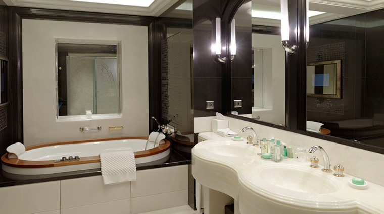 jw marriott ankara presidential suite bathroom