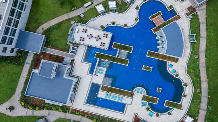 jw marriott bengaluru prestige golfshire resort and spa flamingo pool