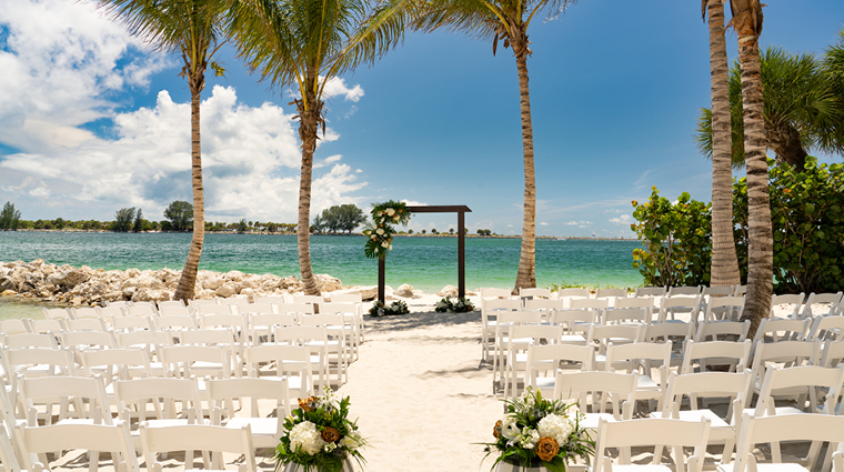 jw marriott clearwater beach wedding set