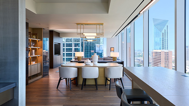 jw marriott dallas arts district vice presidential suite sitting room with kitchen bar