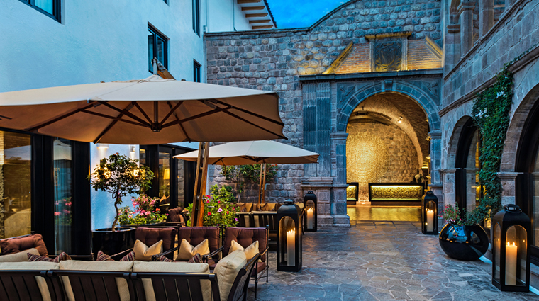 jw marriott el convento cusco outdoor courtyard