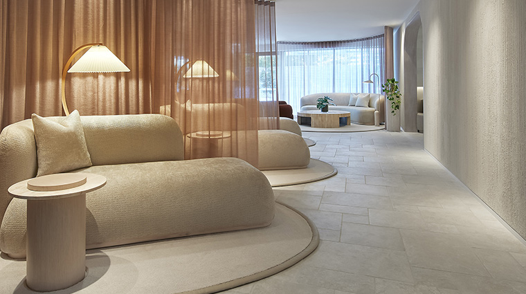 jw marriott gold coast resort and spa relaxation lounge