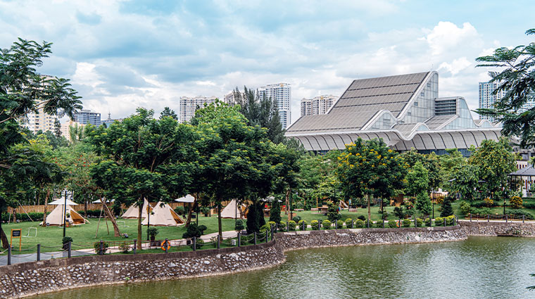 jw marriott hotel hanoi Lakeside Gardens2