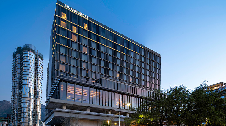 jw marriott hotel monterrey valle fachada frente noche