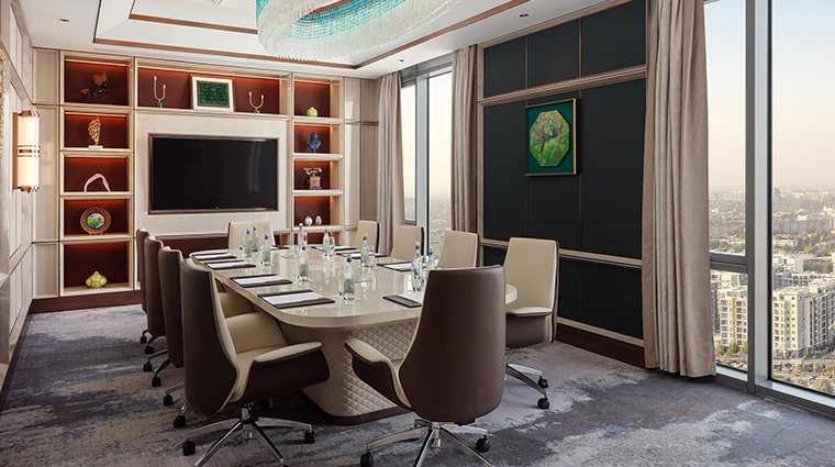 jw marriott tashkent meeting room