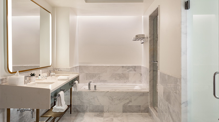 5 jw marriott miami turnberry resort spa bathroom