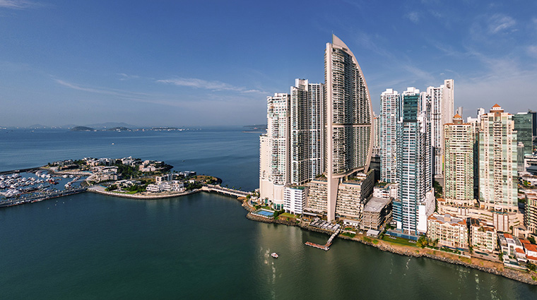 jw marriott panama facade2
