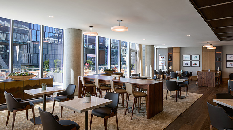 jw marriott reston station executive lounge entrance