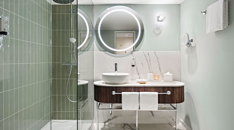 kempinski hotel bristol berlin bathroom4