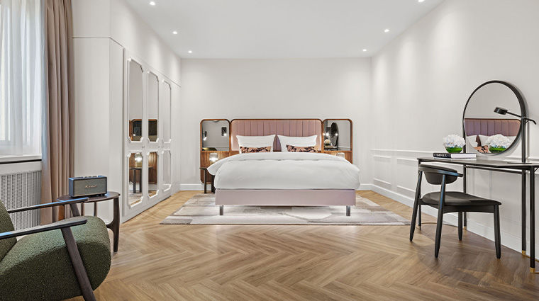 kempinski hotel bristol berlin guestroom