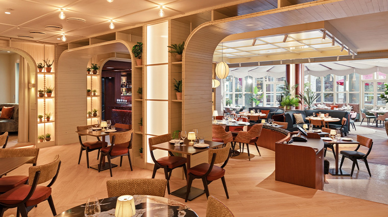 KempinskiHotelCorvinus ESBisztro