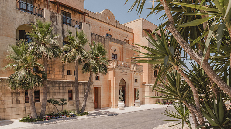 kempinski hotel san lawrenz hotel entrance
